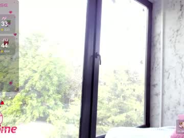 girl
        sassyt33n cam image #4043668
