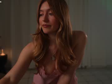 girl
        alisonrouge cam image #6476873