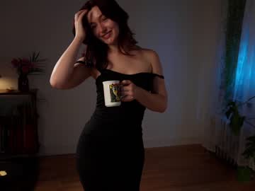 girl
        alisonrouge cam image #3854305