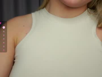 girl
        lipswithsmileonthem cam image #5830665