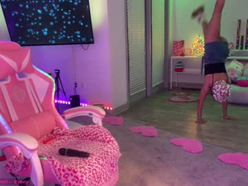 girl
        princess_cece cam image #5968474