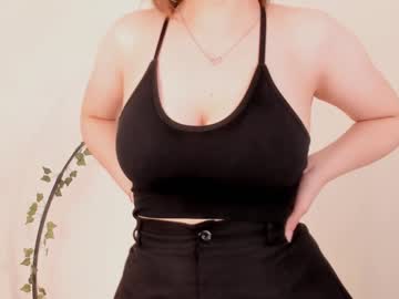 girl
        sinssofia cam image #4561788