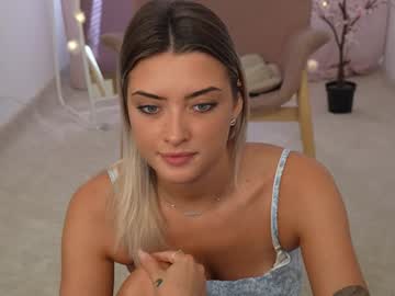 girl
        venera_style cam image #4963493