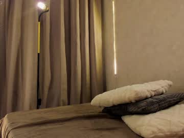 girl
        tollysage cam image #6097483