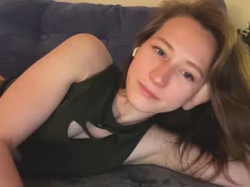 girl
        _feli_ cam image #6255779