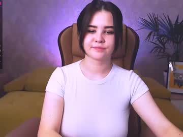 girl
        mili_mi cam image #223537
