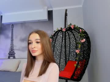 girl
        elizabeth__gray cam image #714787