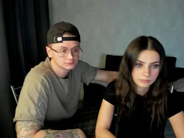 couple
        vdhgykyu8uewrgfcv cam image #2917262