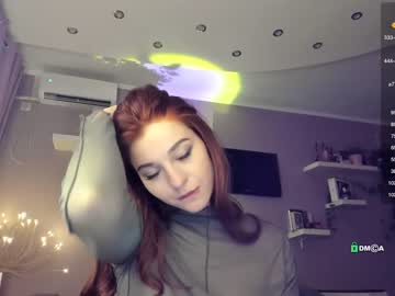 girl
        zoe__0 cam image #2331046