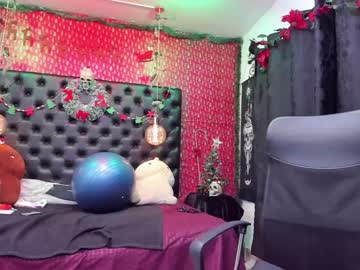 girl
        alexhoe_ cam image #2992470