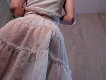 girl
        olivia_madyson cam image #2421646
