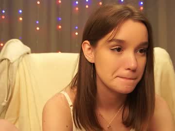 girl
        harrieteasley cam image #5905524