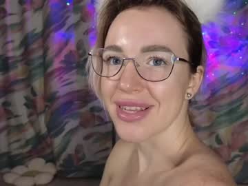 girl
        tinayummy cam image #2770728