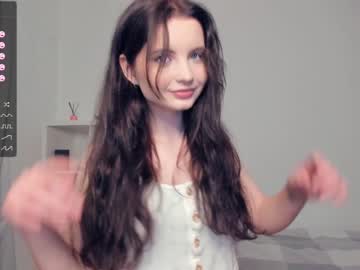 girl
        hello_mysun cam image #2610155