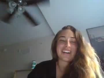 girl
        aellarose cam image #1951371