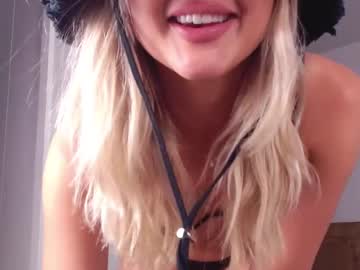 girl
        dreamyylilah cam image #4810485