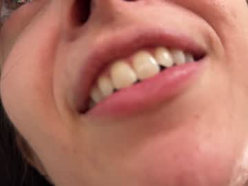 girl
        rosykindred cam image #4739662