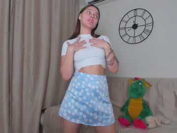 girl
        eleonora_linn cam image #259012