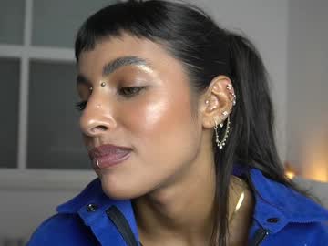 girl
        kaligray10 cam image #6965593