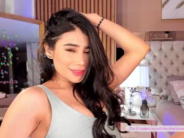 girl
        abie_owen cam image #896584
