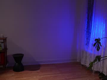 girl
        alisonrouge cam image #3180705