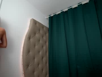 girl
        bunnyblondy cam image #3664497