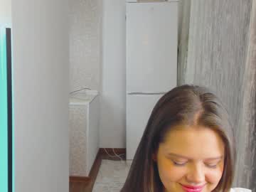 girl
        itwasinsimpsons cam image #1599091