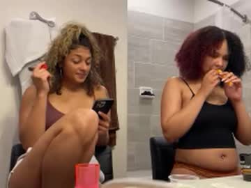 girl
        princess_cece cam image #2843458