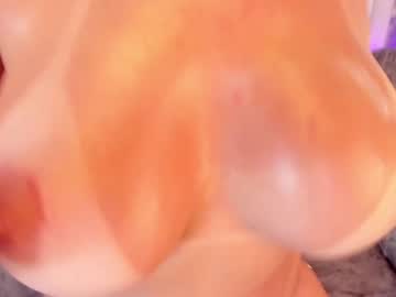 girl
        alicia_lang cam image #1305489
