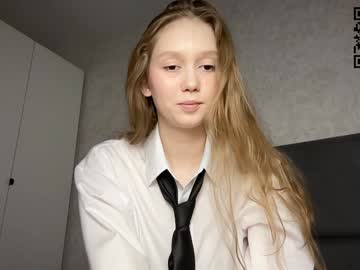 girl
        lizzy_cutie cam image #5360764