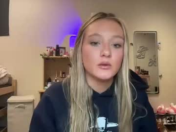 girl
        lexaarose05 cam image #6024455