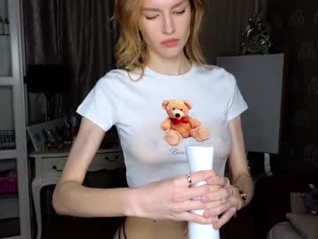 girl
        gooody_girl cam image #6821642