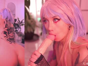 girl
        kittymolly_ cam image #4438056