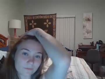 girl
        katynowhere cam image #1674716