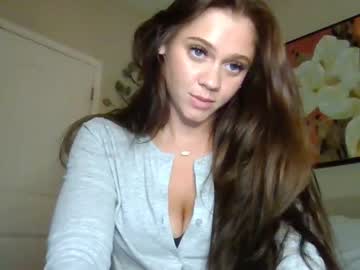 girl
        sydneyxorose cam image #6614526