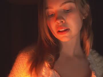 girl
        bibi_it_is cam image #2680342