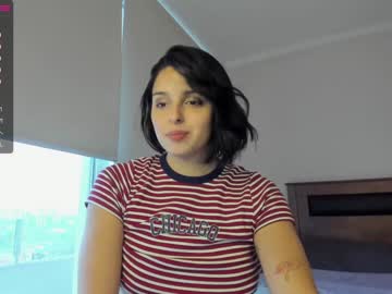 girl
        yourfreakygirl cam image #1556138