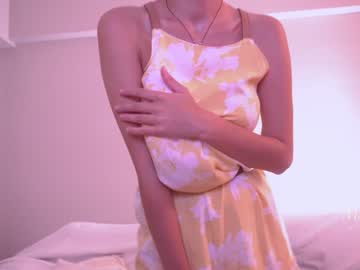 girl
        mystikei cam image #3602765
