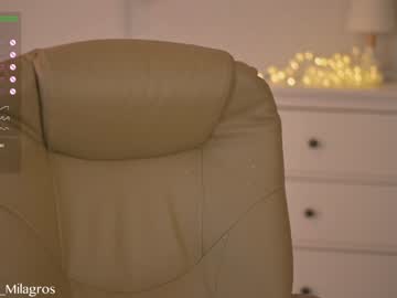 girl
        mia_milagros cam image #1565000