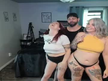 couple
        thesexperts420 cam image #6963396