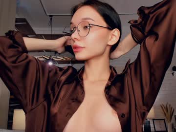 girl
        riskyproject cam image #5926185