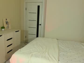 girl
        smallsheryl__ cam image #4568861
