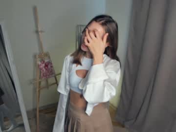 girl
        wave_of_happy_ cam image #2823261