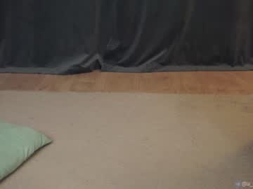 girl
        a_mhere cam image #1394895