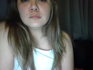 girl
        hapacrystal cam image #151325