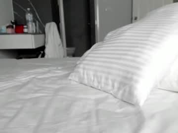 girl
        asiangirlandwhiteguy cam image #2807602