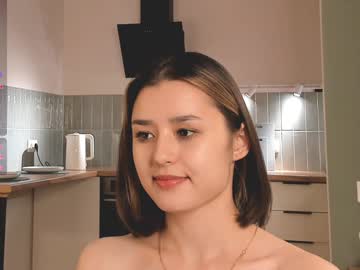 girl
        erleneheap cam image #5492069