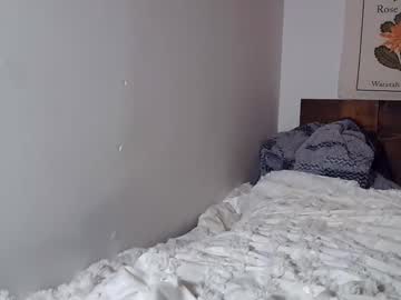girl Live Cam Girls Love To Strip Naked For Their Viewers with daisyyyxo