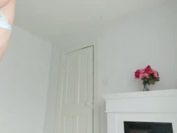 girl
        littlegreekflower cam image #6655461