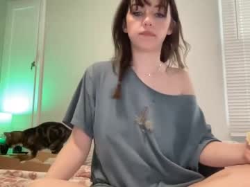 girl
        laceyflowers cam image #3006998
